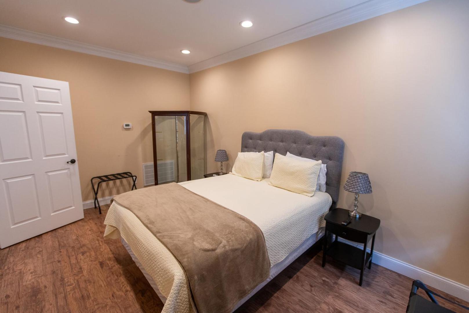 Howard'S Creek Inn White Sulphur Springs Ngoại thất bức ảnh