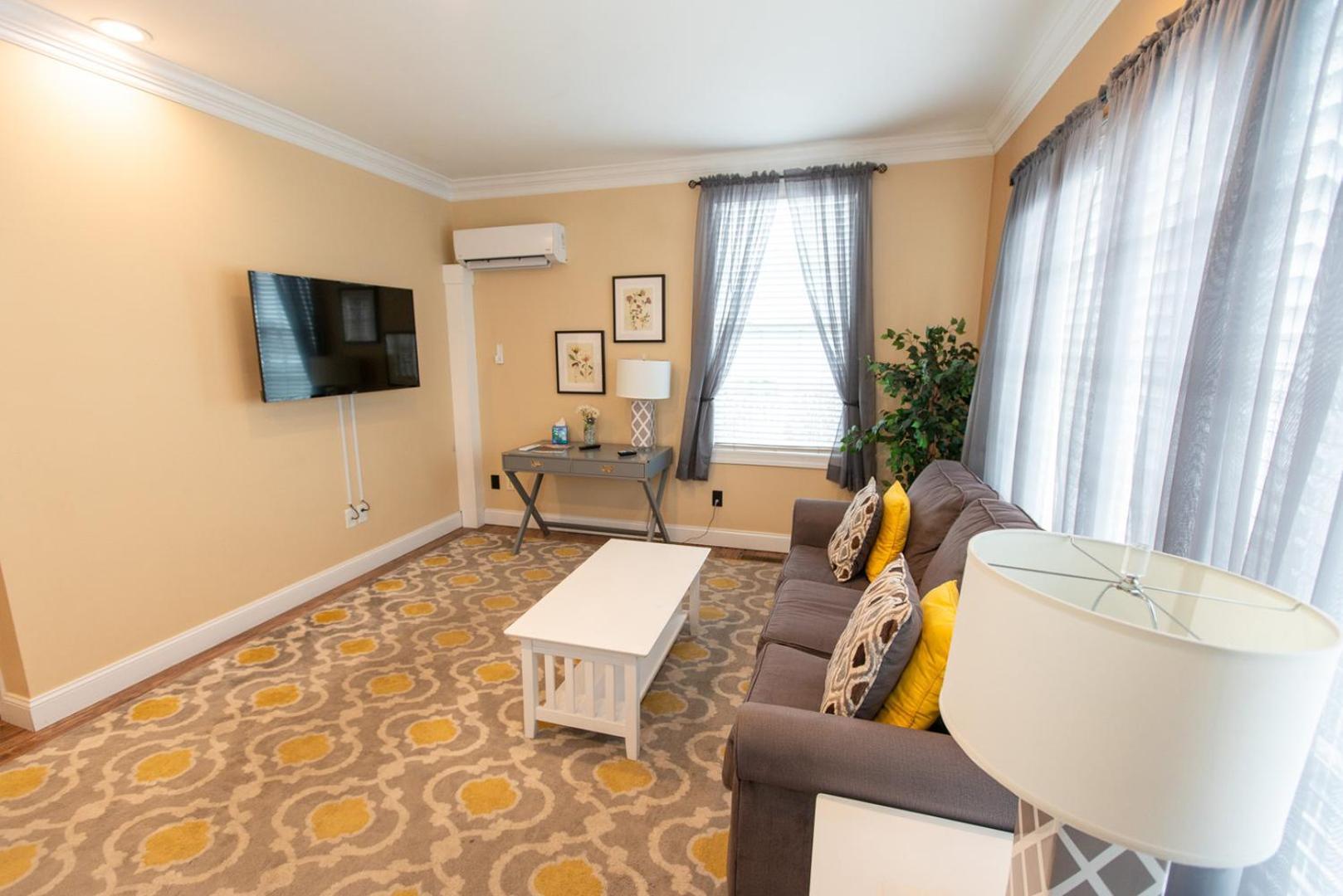 Howard'S Creek Inn White Sulphur Springs Ngoại thất bức ảnh